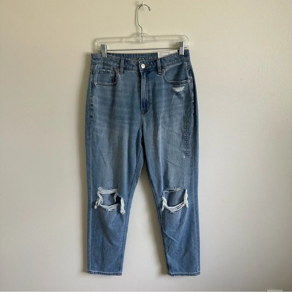 American Eagle NWT size 8 mom jeans comfort stretch waistband